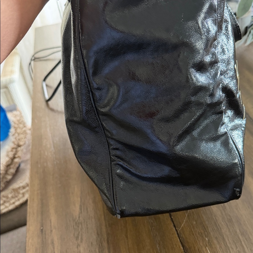 Yves✨ Saint Laurent ✨🖤Black Patent 🖤Tote with Gold Script - Picture 4 of 8